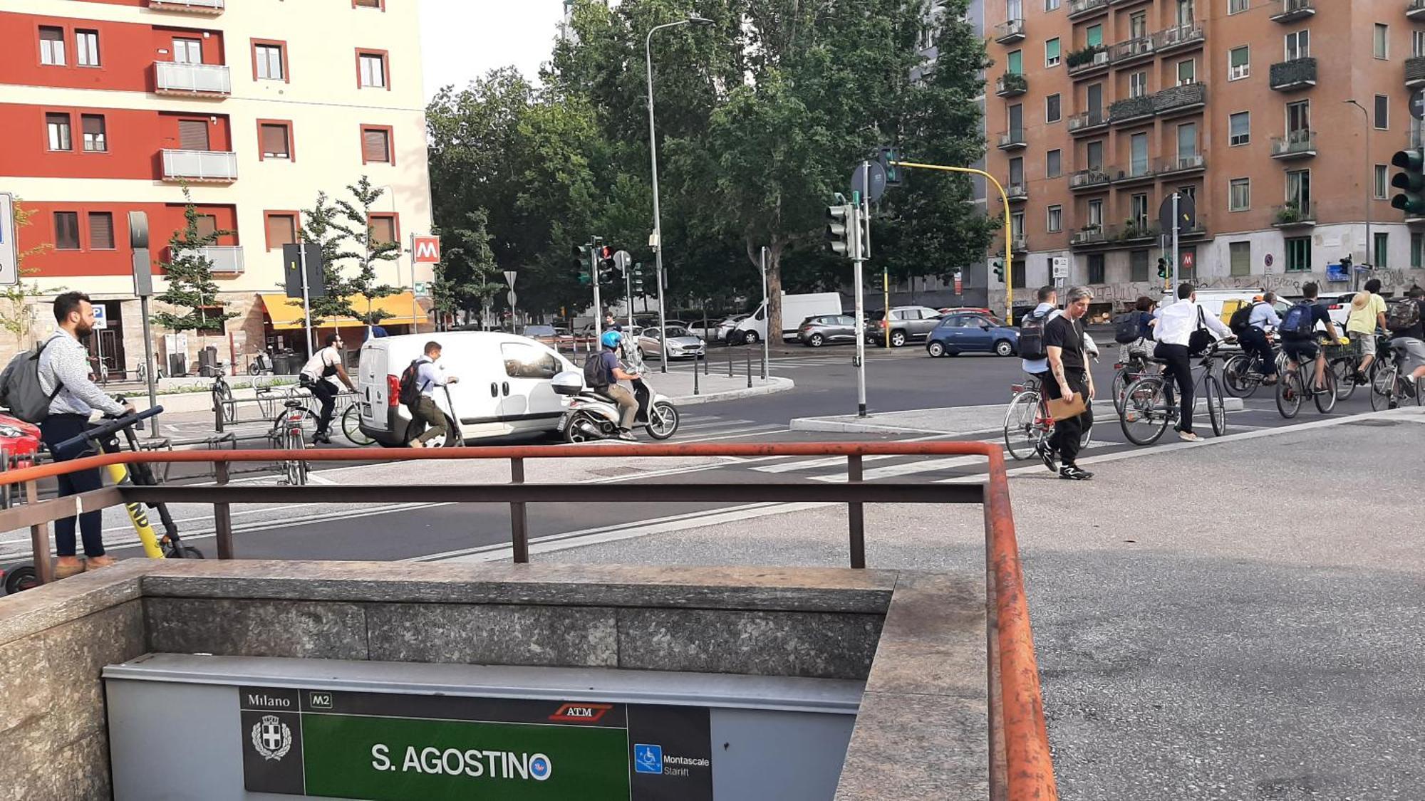 Uptoyou Μιλάνο Δωμάτιο φωτογραφία